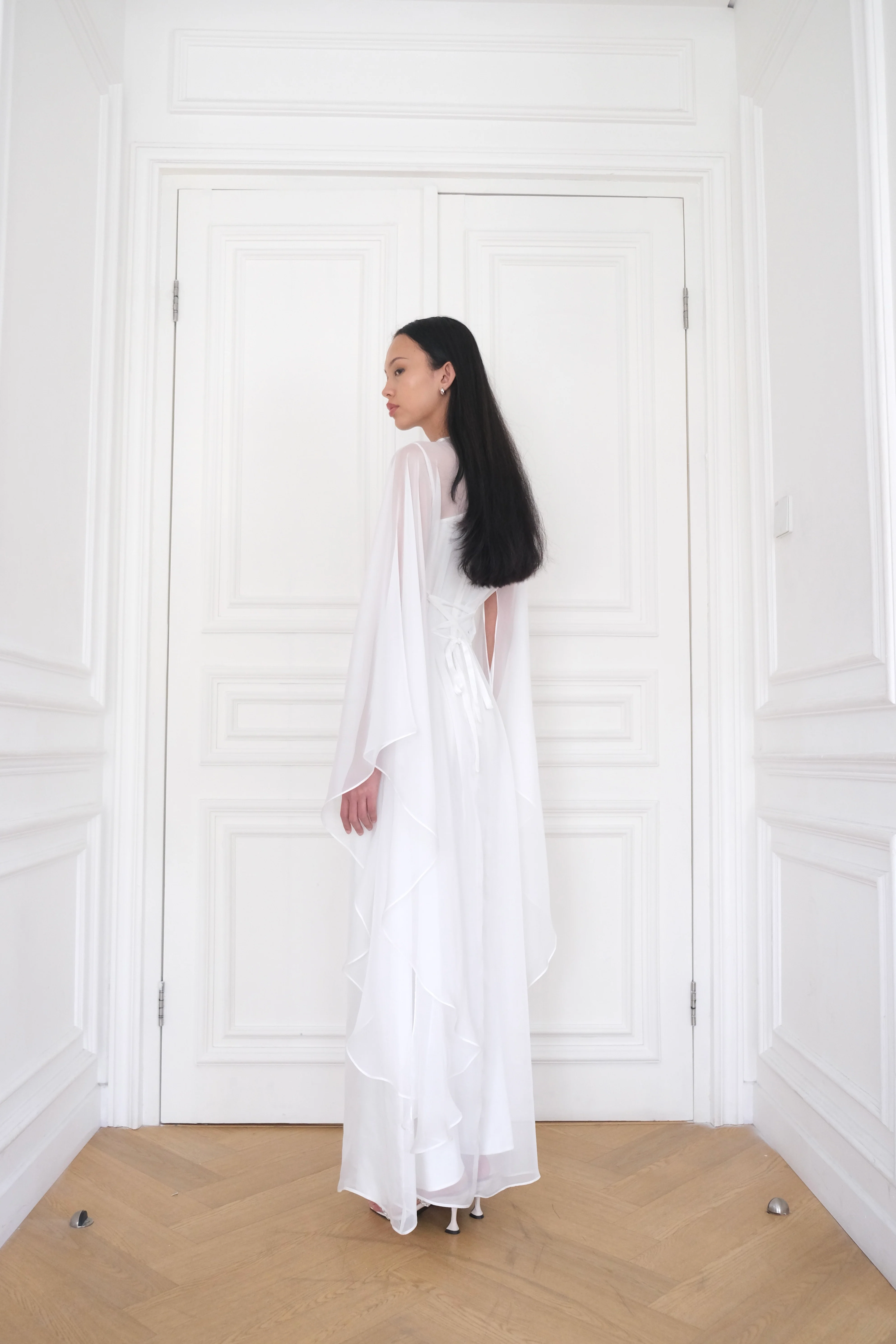 ALUNA Fluid Long Dress in White - Image 5