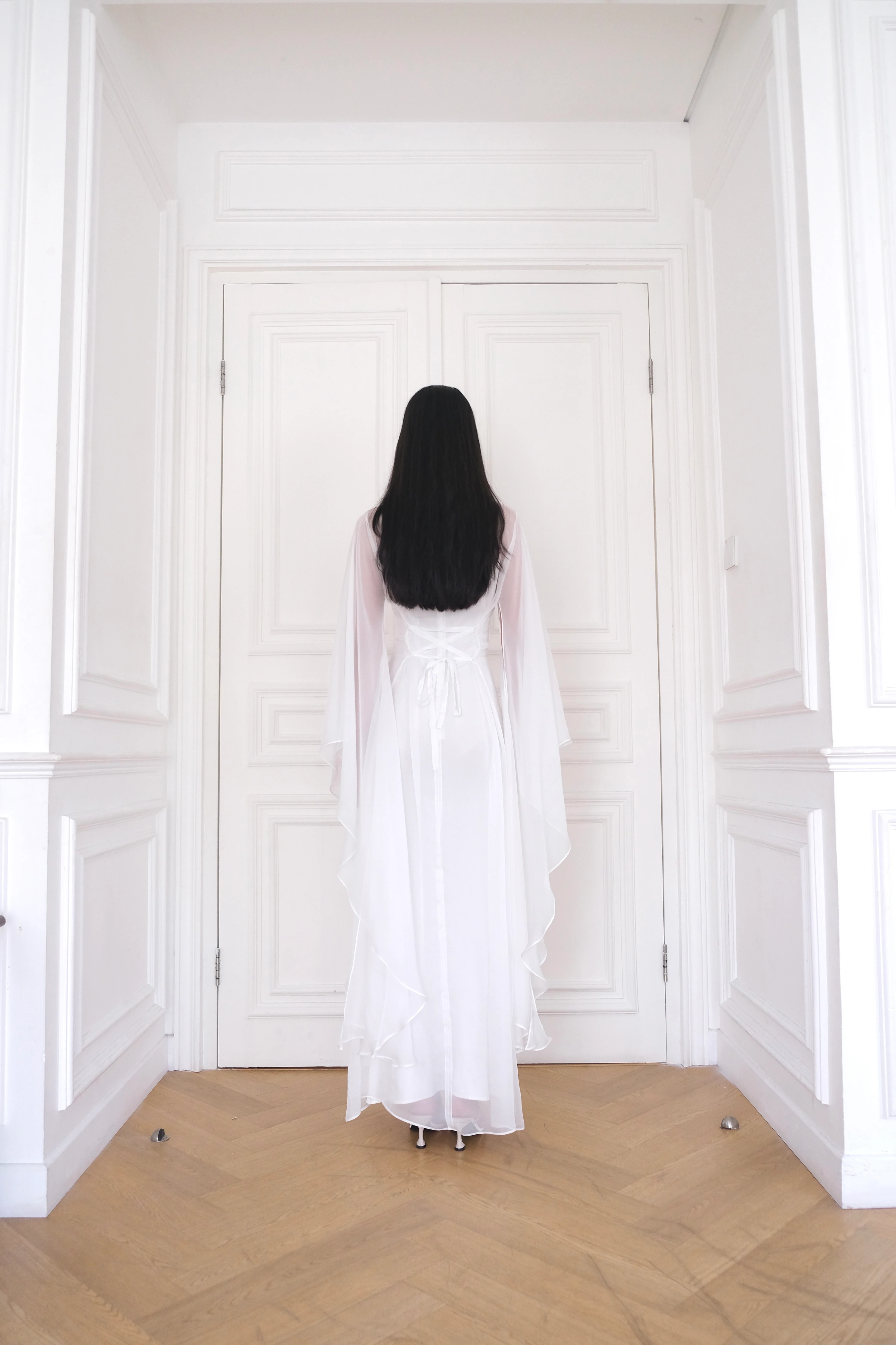 ALUNA Fluid Long Dress in White - Image 6