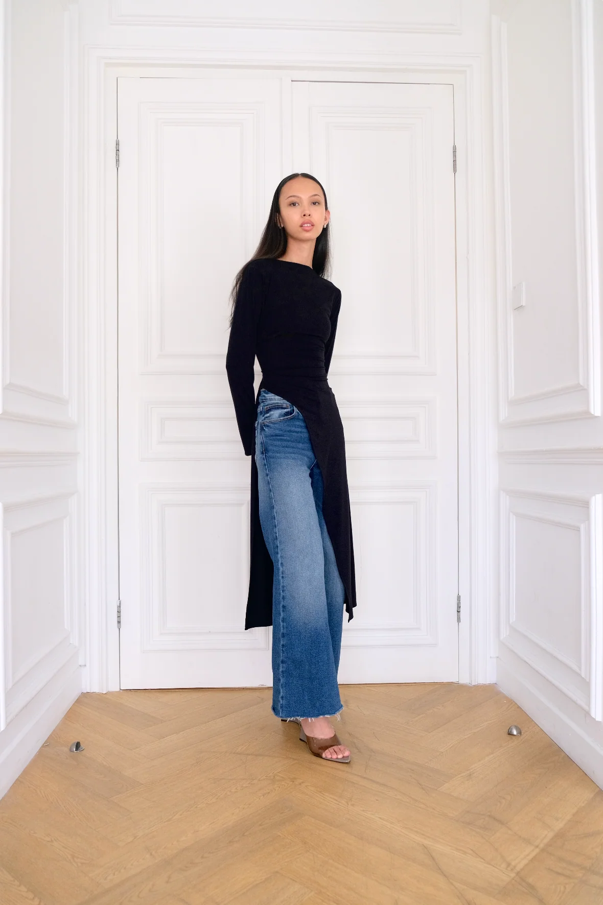ARI Asymmetrical Long Top in Black - Image 3