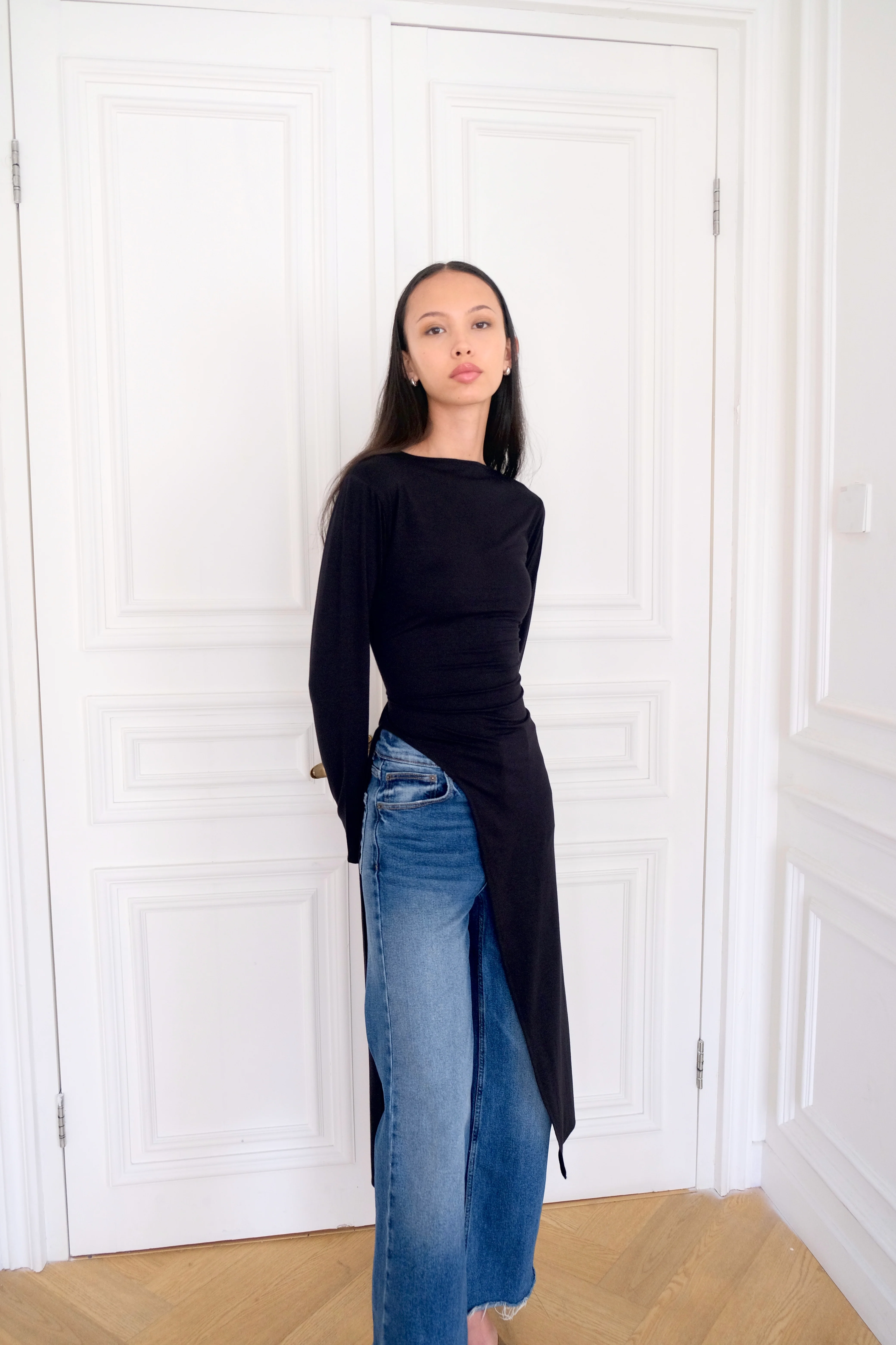 ARI Asymmetrical Long Top in Black - Image 6