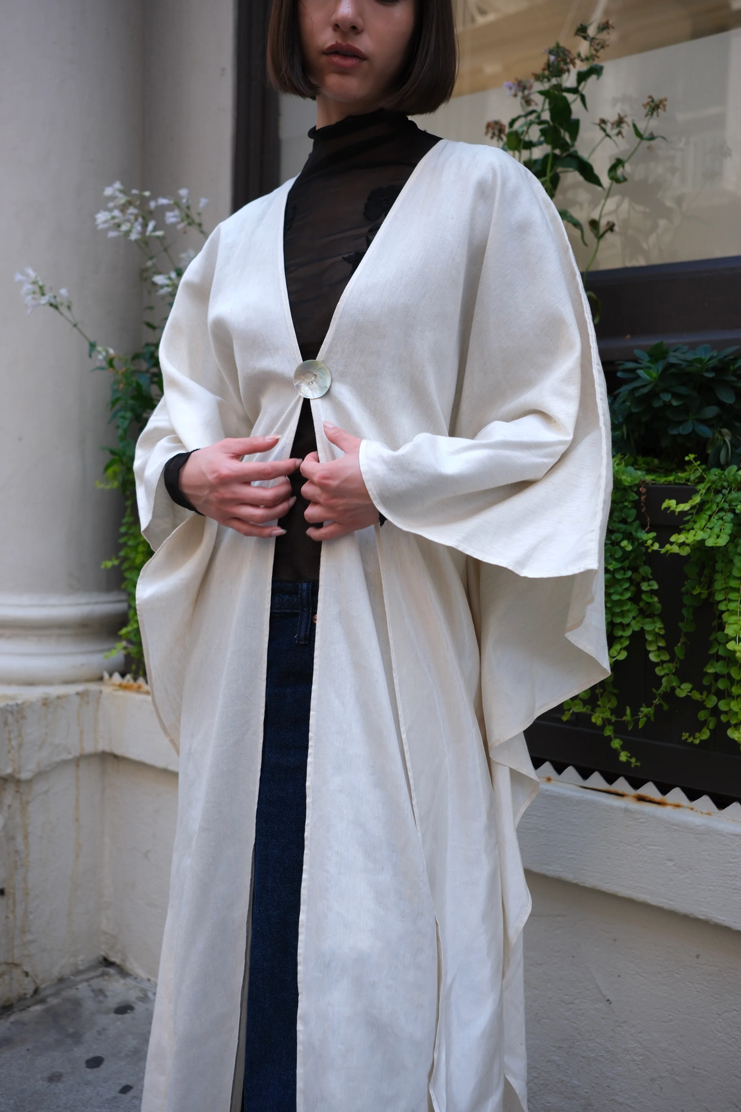 DALIA Silk-Linen Tied Outerwear - Image 9