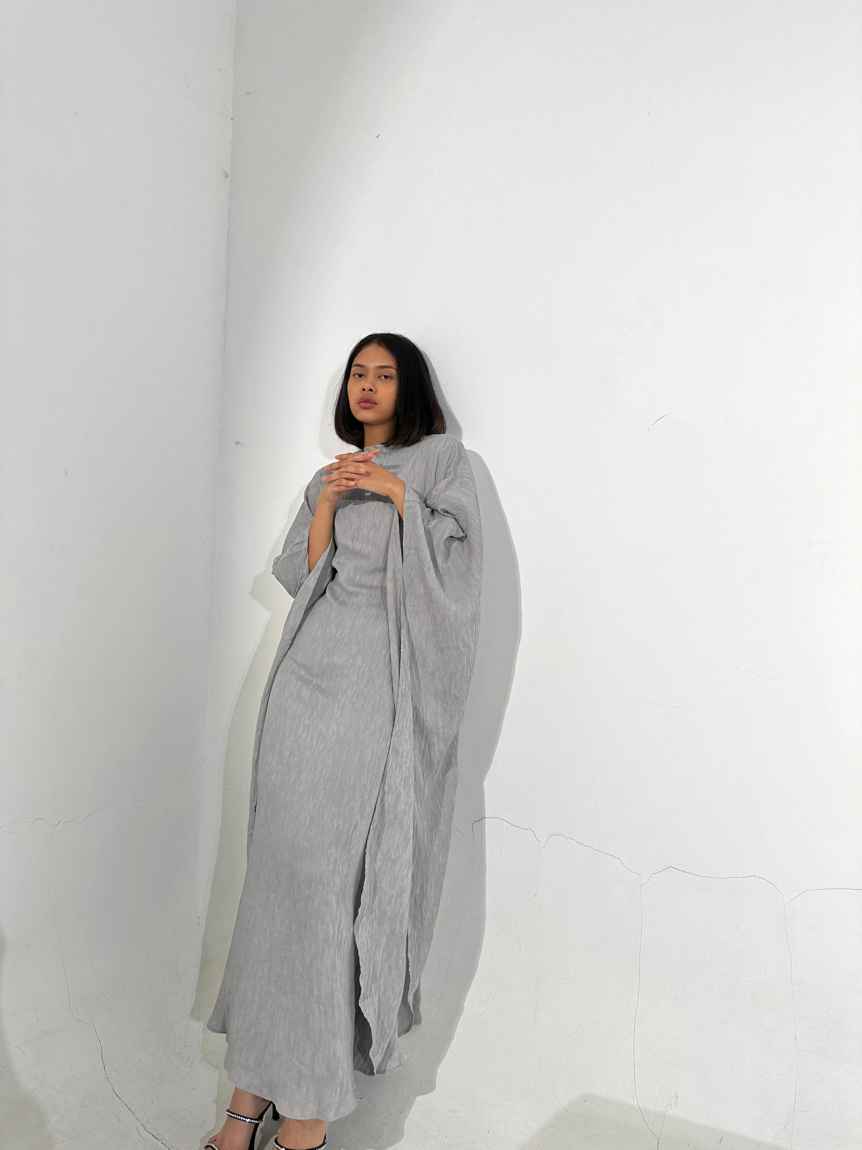 Gray Plissé Kaftan Dress - Image 4
