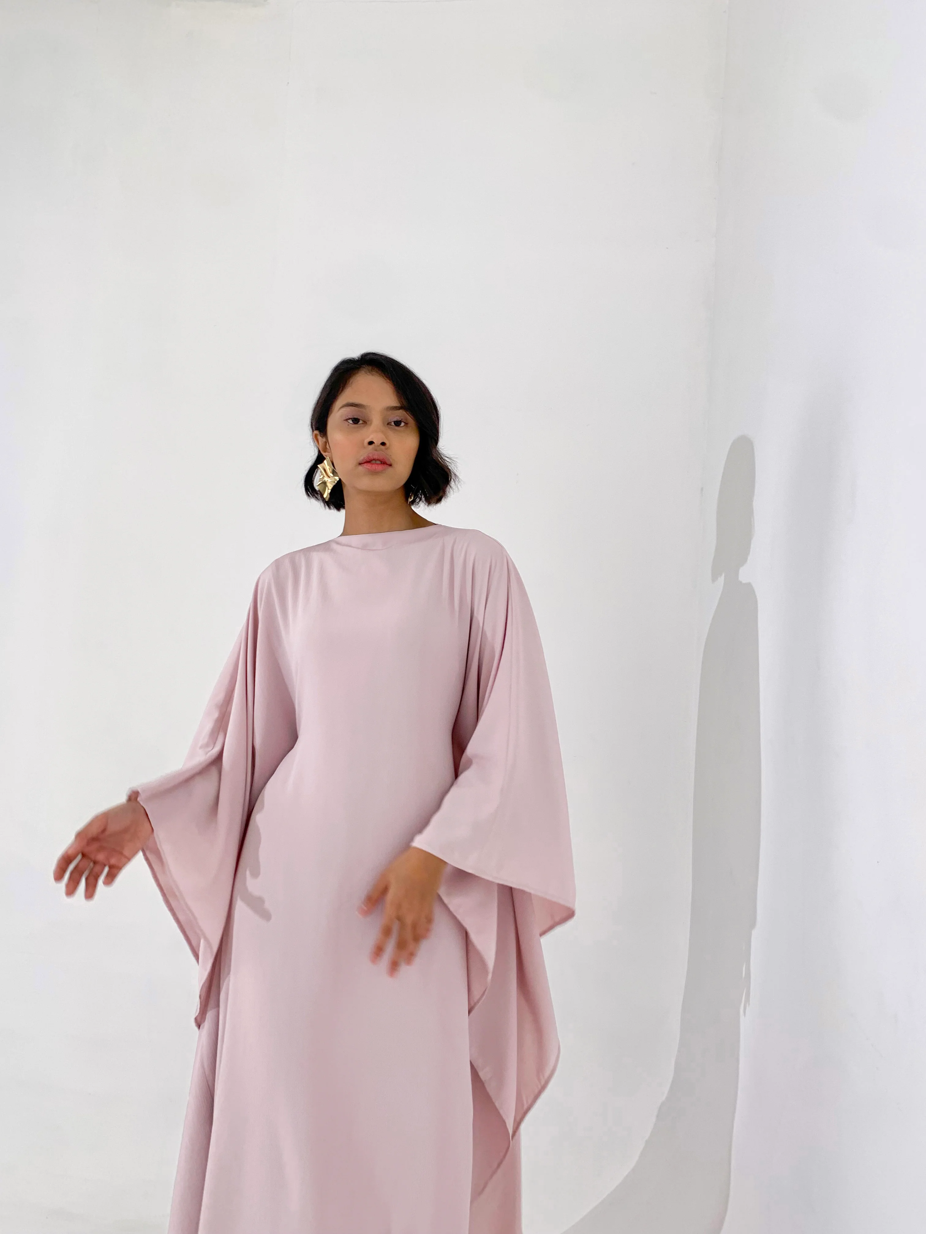 Dusty Pink Plissé Kaftan Dress - Image 4