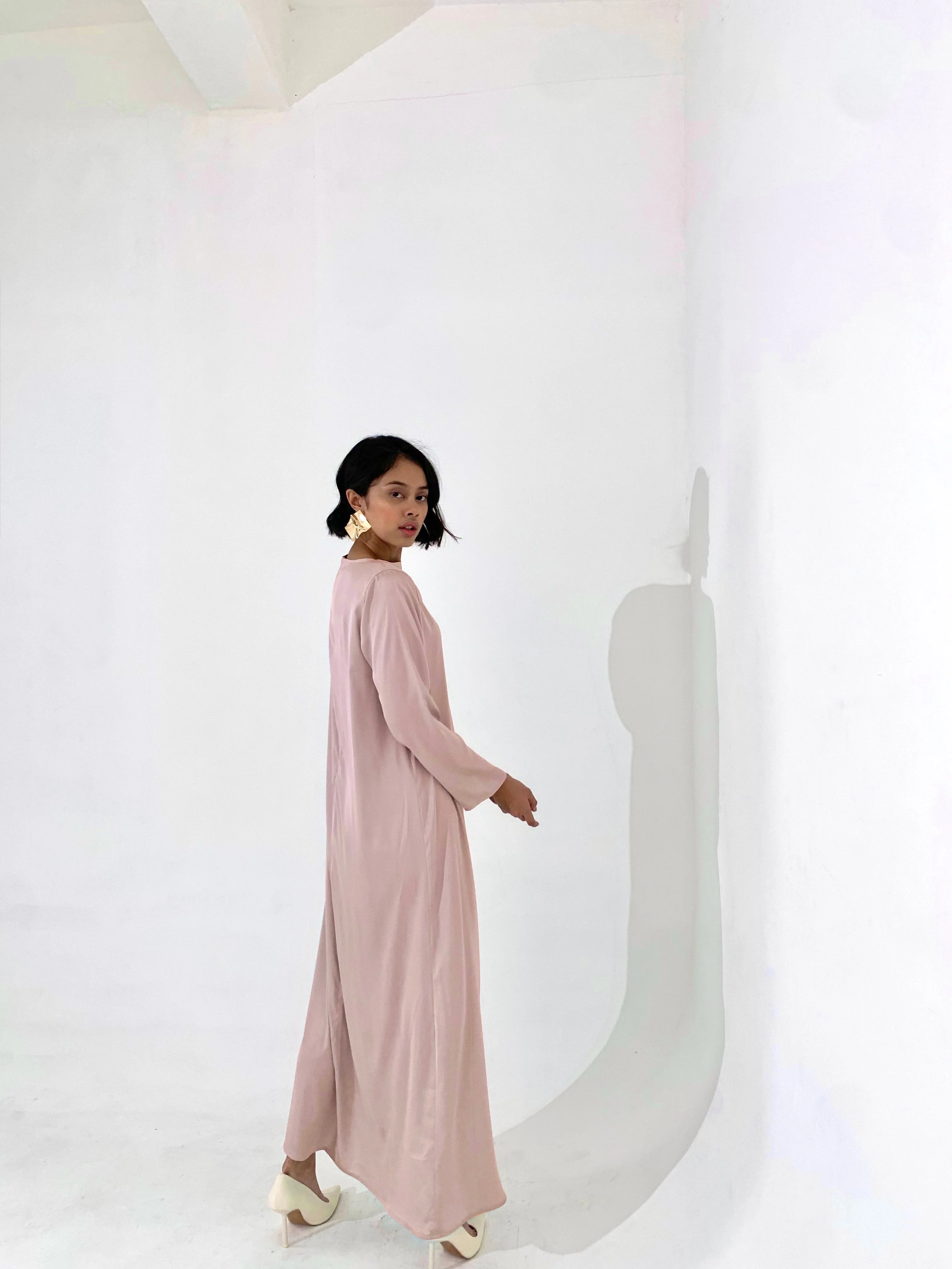 Rose Gold Kaftan Dress - Image 8