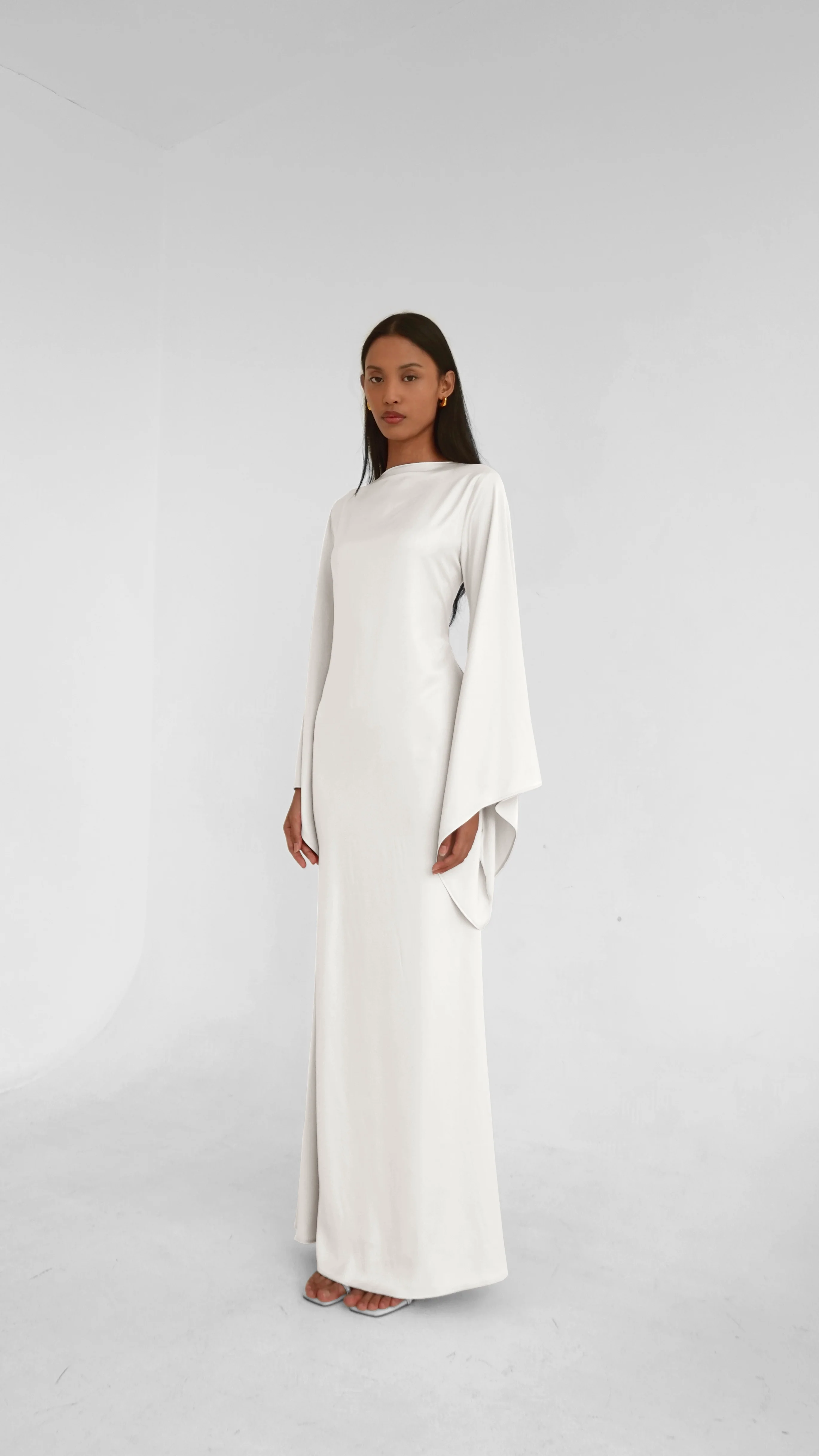 Tulip Dress in White - Image 3